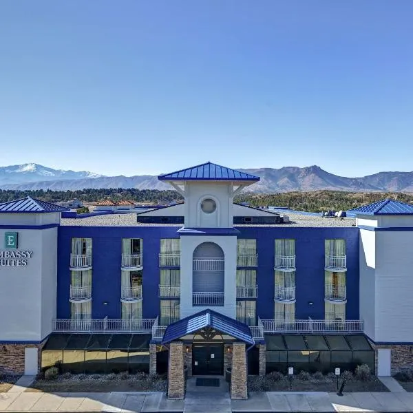 Embassy Suites by Hilton Colorado Springs，位于科罗拉多斯普林斯的酒店
