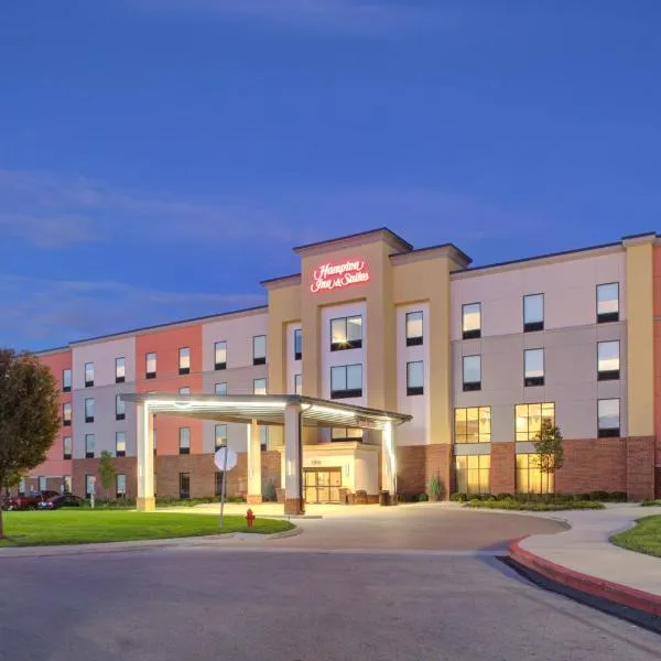 Hampton Inn & Suites Columbus Scioto Downs，位于Groveport的酒店