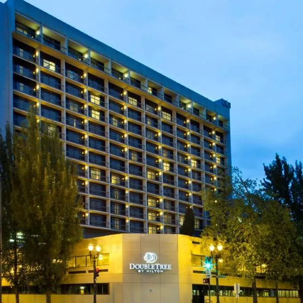 波特兰希尔顿逸林酒店，位于West Haven的酒店