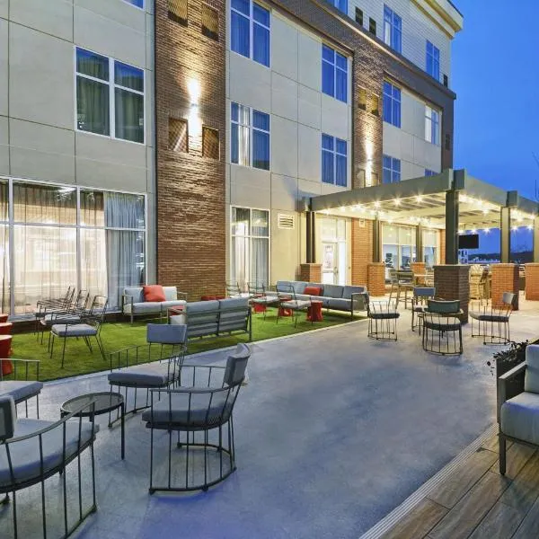Homewood Suites by Hilton Athens Downtown University Area，位于Bogart的酒店