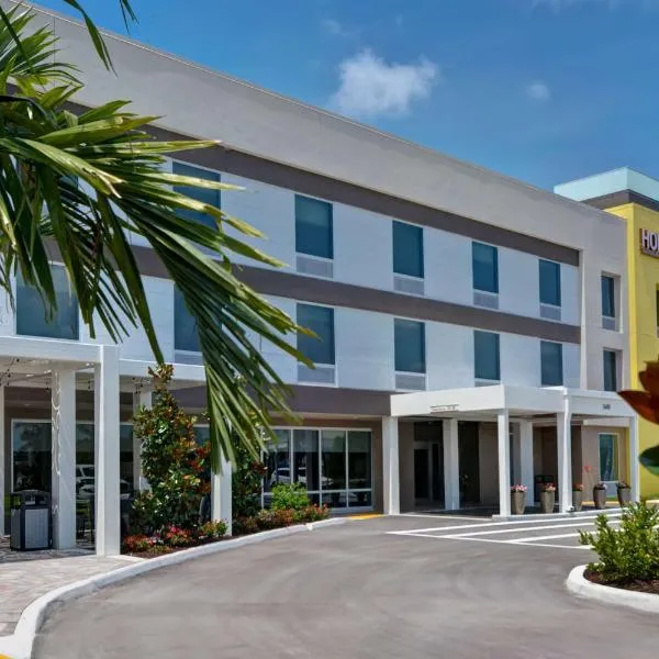 Home2 Suites By Hilton Naples I-75 Pine Ridge Road，位于奥兰多的酒店