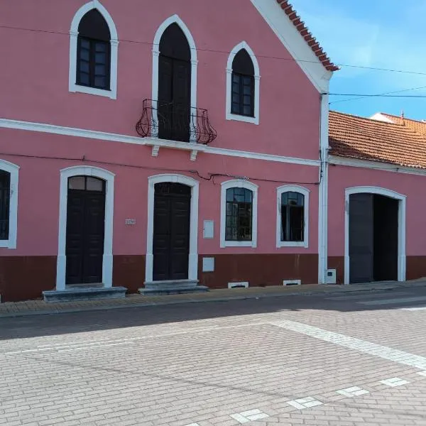 CASA DA VOVÓ CÉU - Casa de Campo Gandaresa - Country House, entre COIMBRA e AVEIRO, a 15 minutos carro Praia Mira - Quintal com piscina insuflavel - 108 euros até 4 pessoas，位于坎塔涅迪的酒店