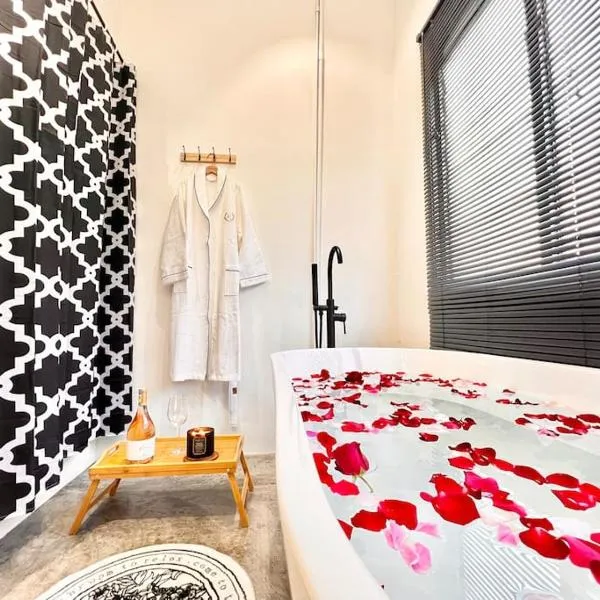 Studio S Conceptual Homestay Station 18 - Ipoh，位于怡保的酒店