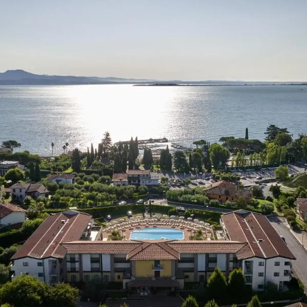 Le Terrazze sul Lago Hotel & Residence，位于加达湖畔帕登赫的酒店