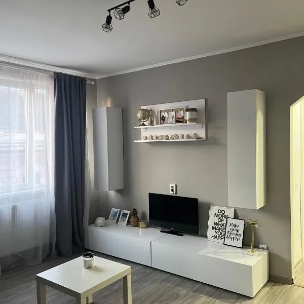 CENTRAL VIEW APARTAMENT，位于阿拉德的酒店