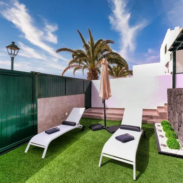 Casa Costa Esmeralda Plus - Pool and Relax By Lanzarote Vacation Homes，位于科斯塔特吉塞的酒店