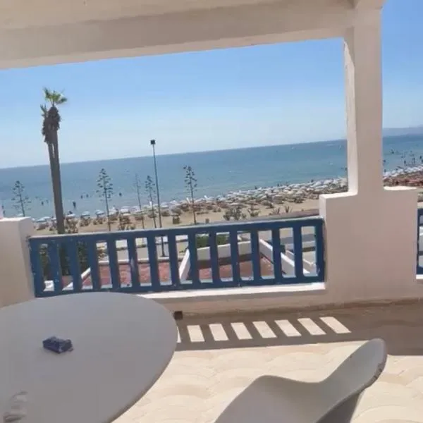 Cabonegro magnifique maison vue sur mer，位于得土安的酒店