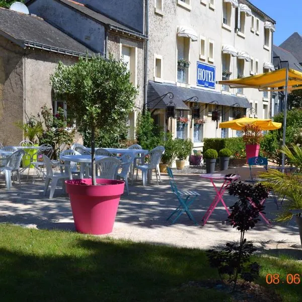乐卡斯特酒店，位于 Charcé-Saint-Ellier-sur-Aubance的酒店