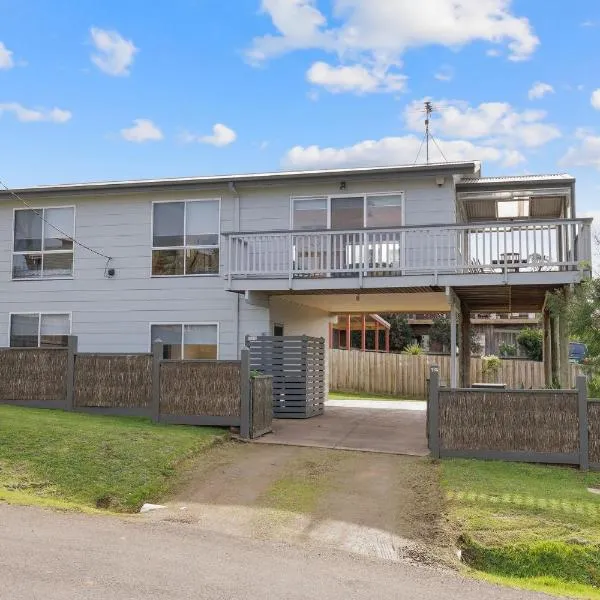 Irvine Retreat，位于史密斯海滩的酒店