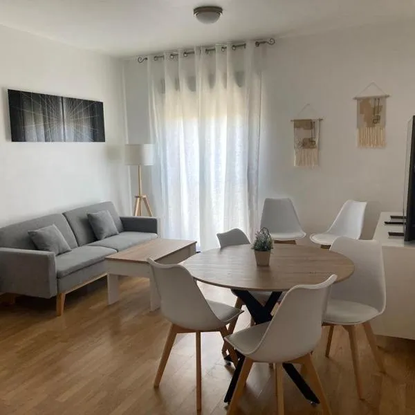 Apartamento Casco Antiguo，位于利纳雷斯的酒店