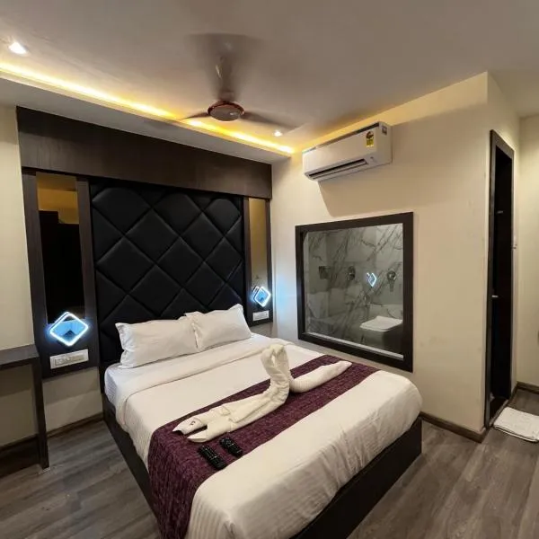 Hotel Classio Andheri - Near DN Nagar Metro Station，位于孟买的酒店