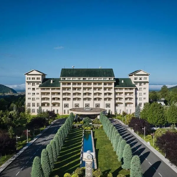 Qafqaz Riverside Hotel，位于盖贝莱的酒店