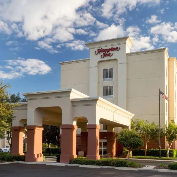 Hampton Inn Leesburg Tavares，位于Fruitland Park的酒店