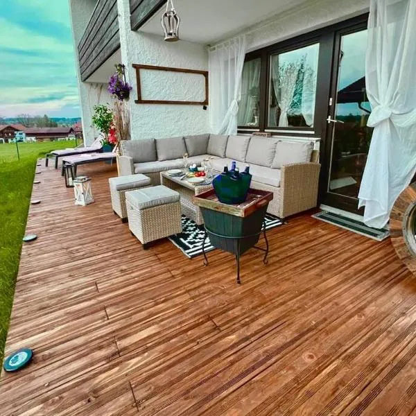 Terrassenwohnung Bibi am Chiemsee，位于格拉本斯塔特的酒店