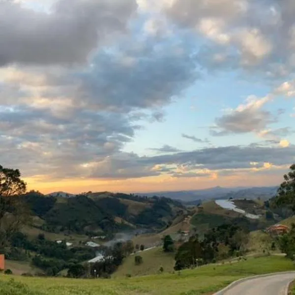 Chalés Terras Altas，位于Córrego do Bom Jesus的酒店