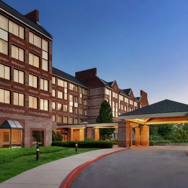 Embassy Suites by Hilton Philadelphia Valley Forge，位于奥克斯的酒店
