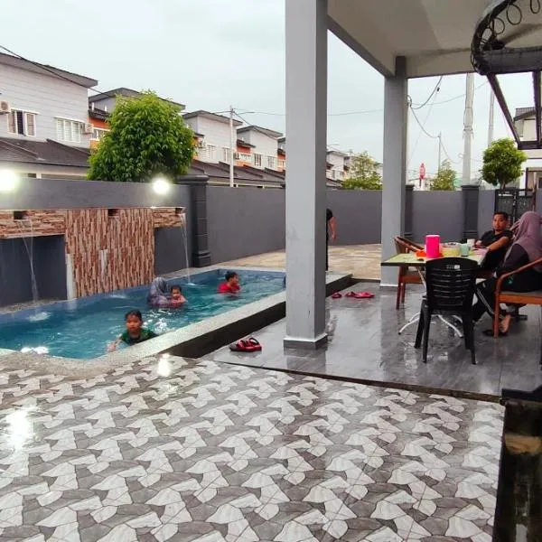 Rania Homestay With Private Pool Seri Iskandar Perak Near UTP UITM，位于Kampong Bota Road的酒店