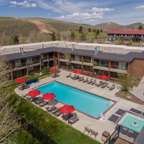 DoubleTree by Hilton Hotel Park City - The Yarrow，位于米德韦的酒店