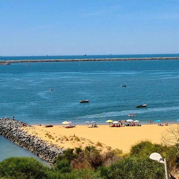 EL APARTAMENTO DE AMY CON VISTAS AL MAR，位于马札冈的酒店