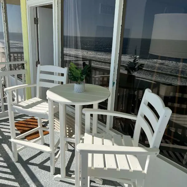 Beach Blessing - Oceanfront at Symphony Beach Club，位于奥蒙德海滩的酒店