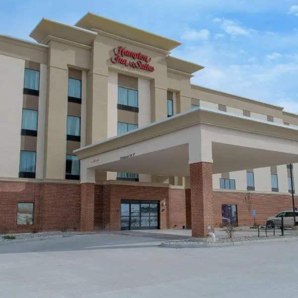 Hampton Inn & Suites Bay City，位于Auburn的酒店