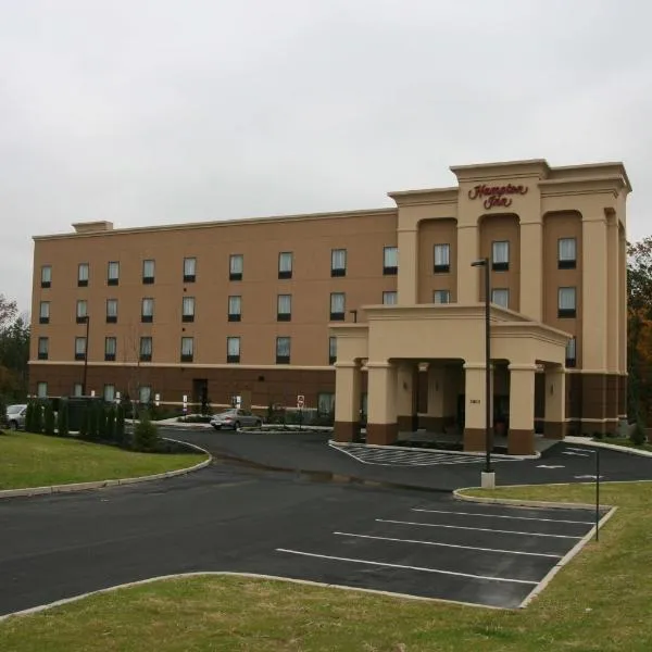特纳斯维尔汉普顿酒店，位于布莱克伍德的酒店