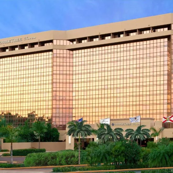 希尔顿逸林酒店迈阿密机场和会议中心，位于Tamiami的酒店