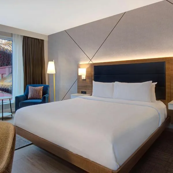Hampton Inn Montreal Downtown, Qc，位于蒙特利尔的酒店