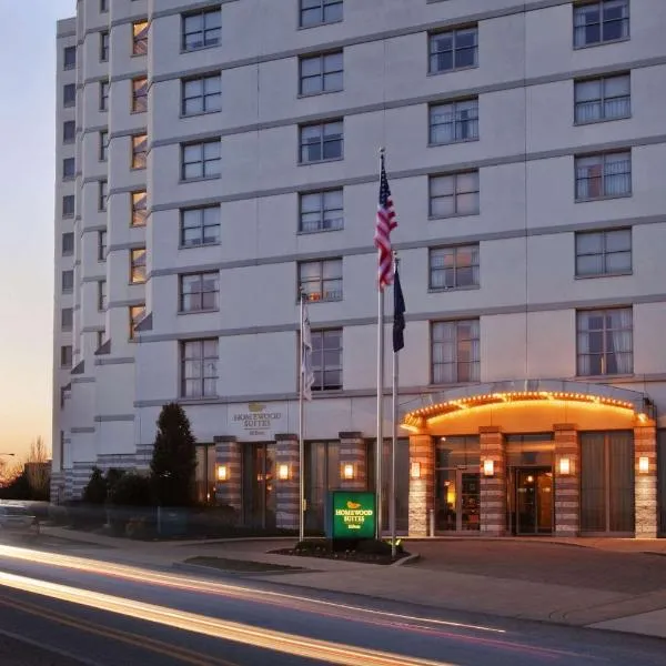 费城城市大道希尔顿惠庭套房酒店 ，位于Bryn Mawr的酒店