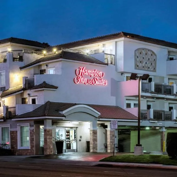赫莫萨比奇汉普顿套房酒店，位于贺茂沙海滩的酒店