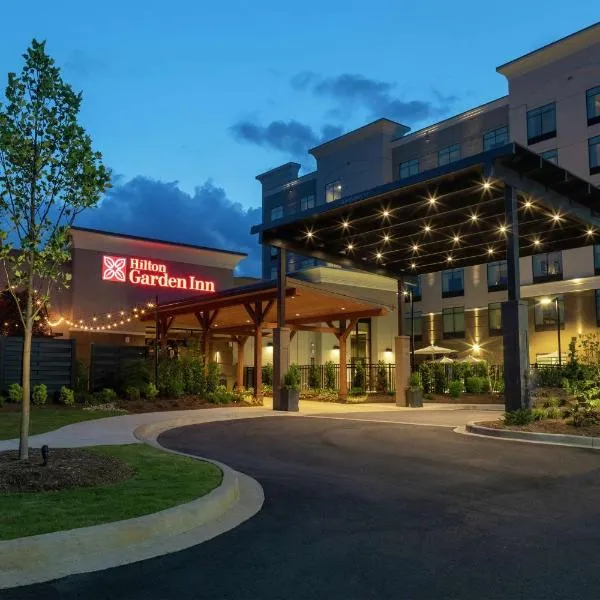 Hilton Garden Inn Spartanburg，位于Moore的酒店