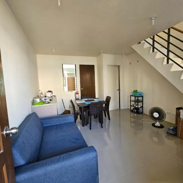 Casa Mira Coast Apartment with Motorbike，位于杜马格特的酒店