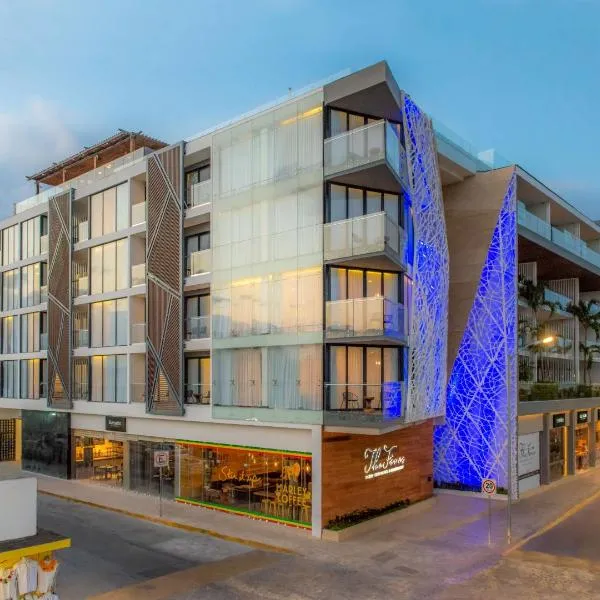 法孚市中心酒店及公寓希尔顿Curio Collection酒店，位于普拉亚卡门的酒店