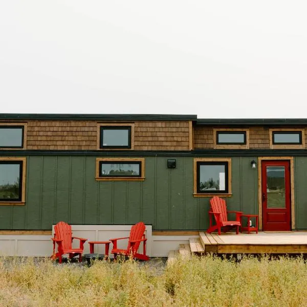 Ogre Acres Tiny Home，位于Armstrong的酒店