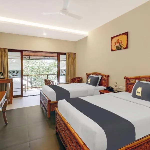 Townhouse OAK Edassery's Sealine Villa Stay，位于Karuvapadna的酒店