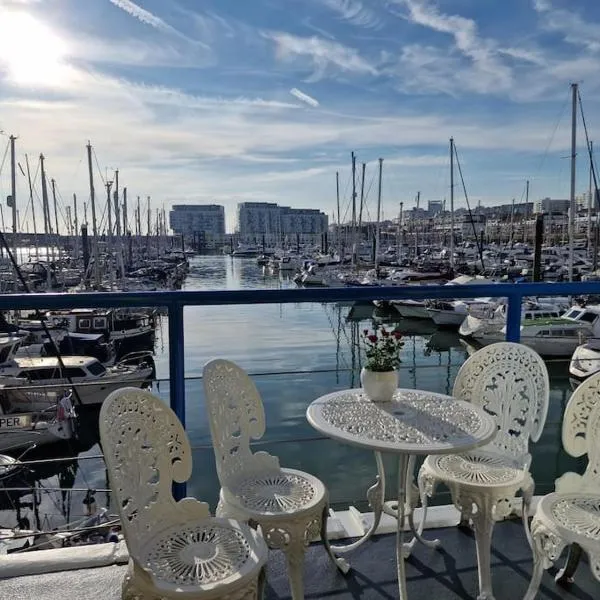 Sea Breeze in Brighton Marina with Free Parking，位于布莱顿霍夫的酒店