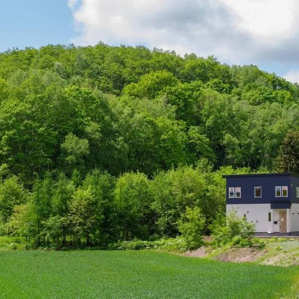 Furano Hidden Hill【FHH】，位于上富良野町的酒店