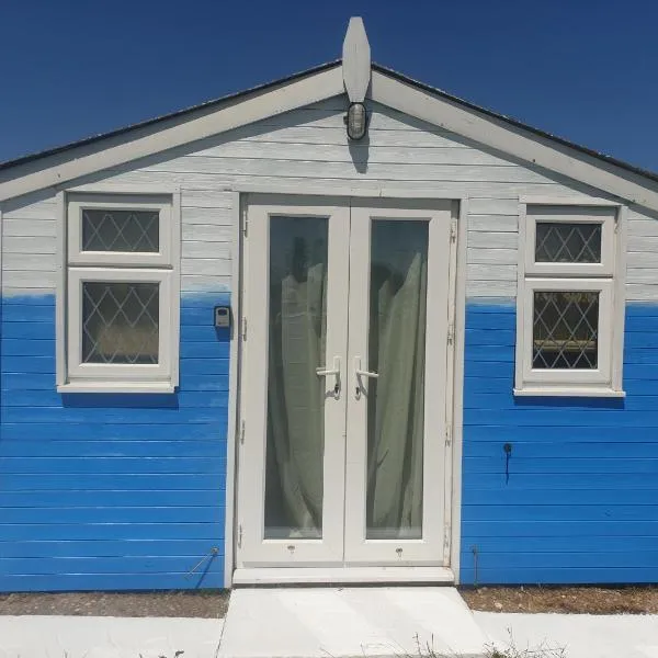 Pips Chalet in the Isle of Sheppey，位于希尔内斯的酒店