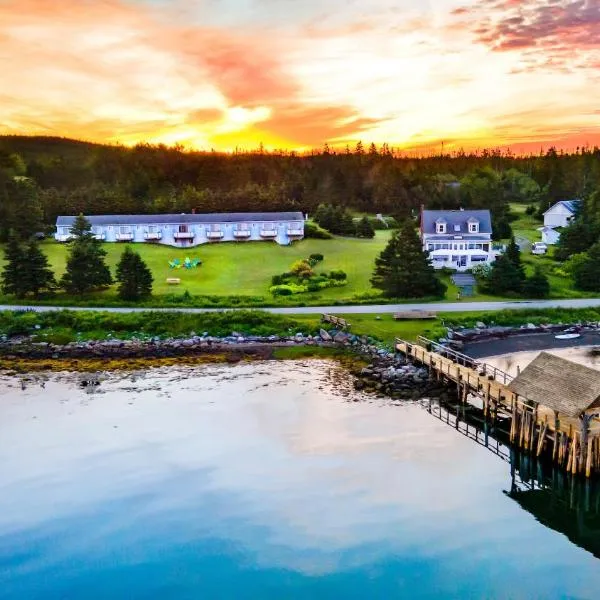 The Marmalade Motel，位于Port Dufferin的酒店