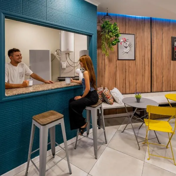SOM Hostel By The Venue，位于瓦伦西亚的酒店