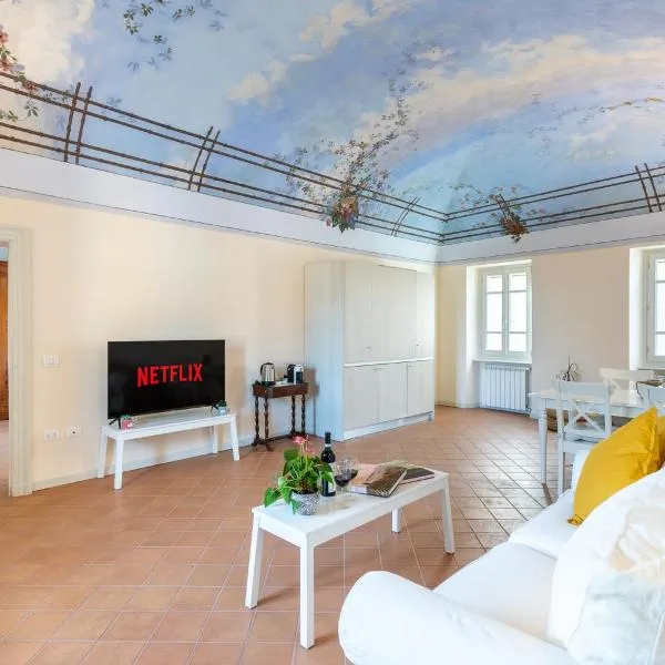Borgo Alfieri - Elegant suites with stunning view，位于Magliano Alfieri的酒店