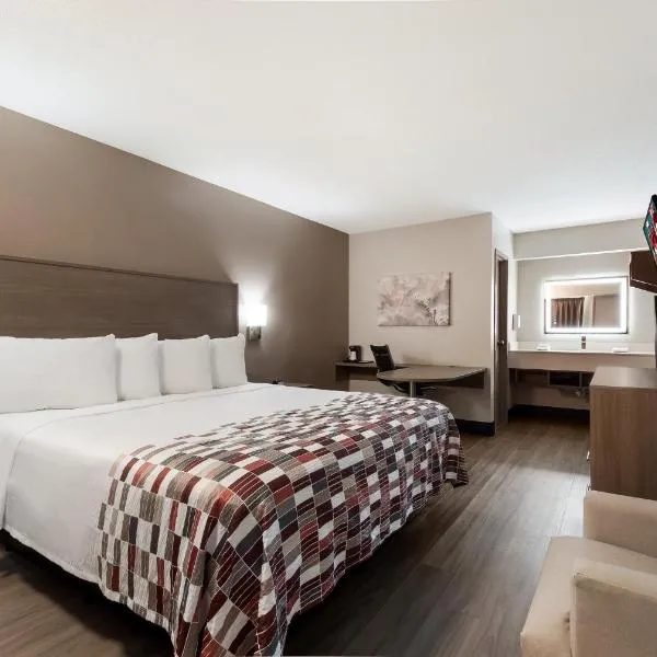 Red Roof Inn Chattanooga - Hamilton Place，位于Tyner的酒店
