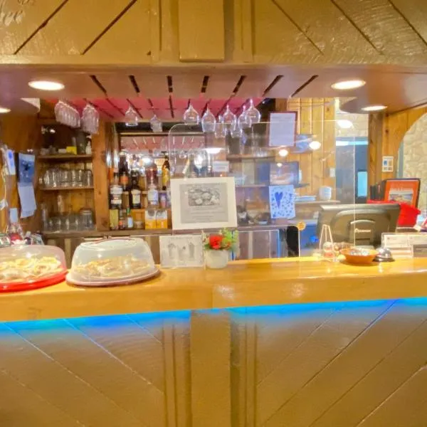 Rolphton Motel and Restaurant，位于Moor Lake Station的酒店