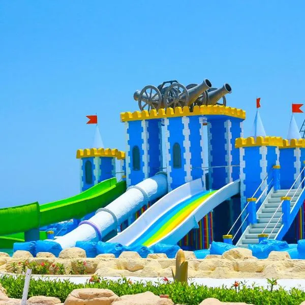 Gravity Hotel & Aqua Park Hurghada Families and Couples Only，位于赫尔格达的酒店