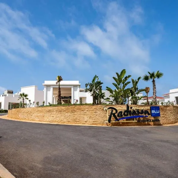 Radisson Blu Residences, Saidia，位于Cherarba的酒店