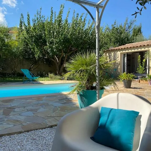 Studio de rêve au cœur du var.，位于Pourcieux的酒店