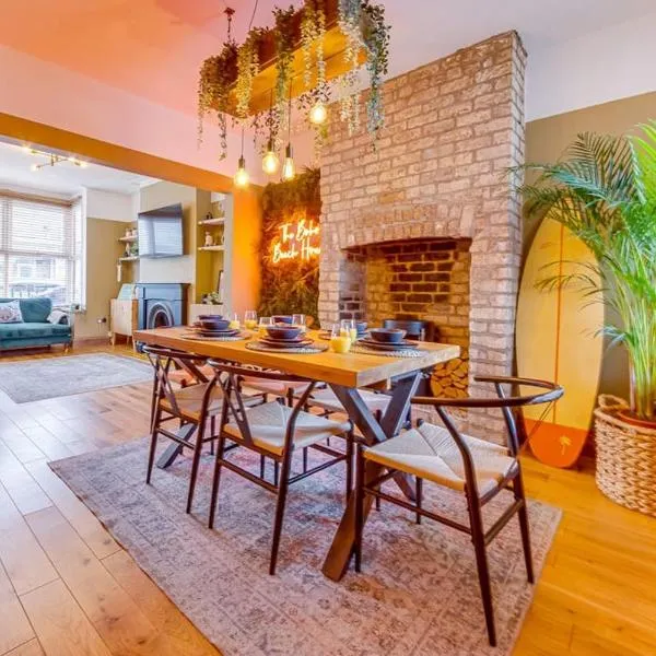 Boho Beach House: Hot Tub，位于克利索普斯的酒店