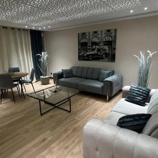 Luxe home，位于米卢斯的酒店