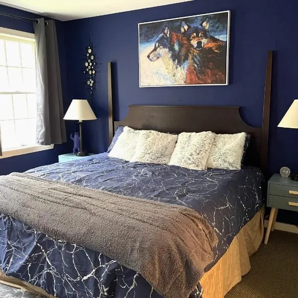 Mountain View Suite on Jiminy Peak Ski On Off -New，位于Stephentown的酒店