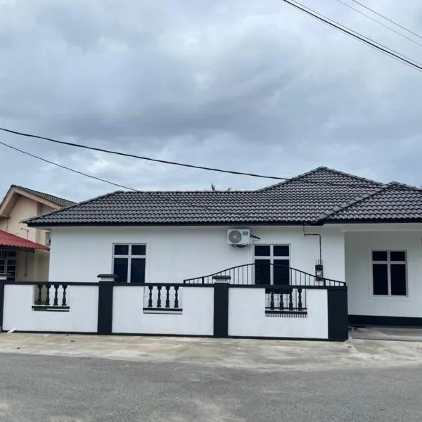 13 Avenue Homestay，位于哥打巴鲁的酒店